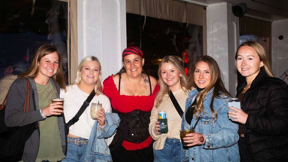 Charleston ghost tour pub crawl