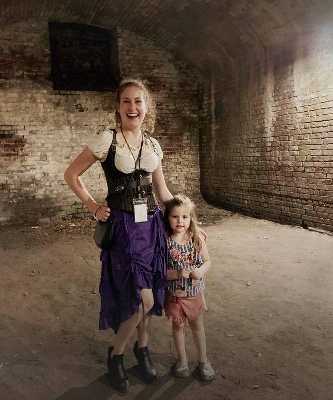 Savannah ghost tour pub crawl