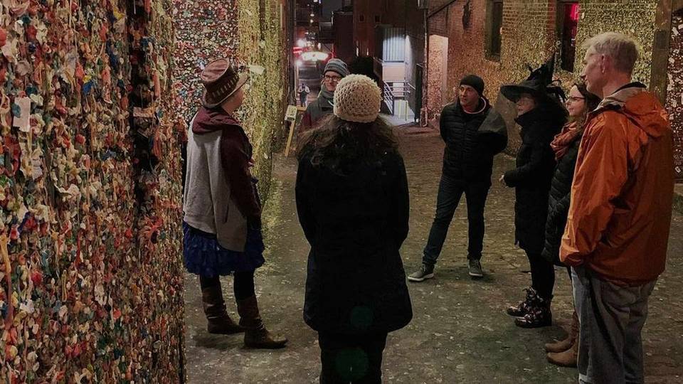 Seattle ghost tour pub crawl