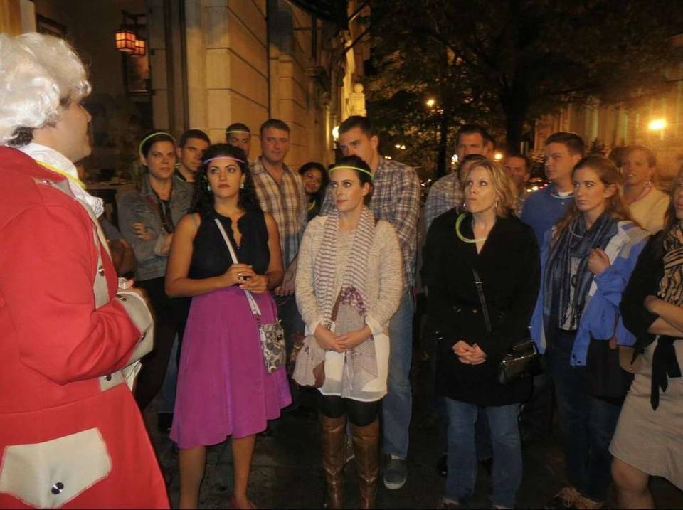 Washington DC ghost tour pub crawl